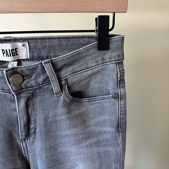 PAIGE Denim Verdugo Ultra Skinny Jeans in Silvie (Gray) Size 26 - Picture 5 of 12